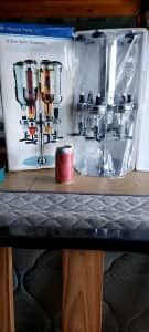 Revolving bar 6 alcoholic drink dispenser $30 new 