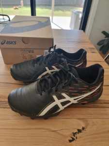 Asics Lethal Blend GS Footy/Football Boots Size US 7 / EUR 40