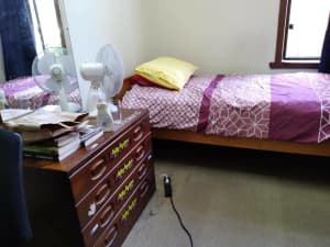 SINGLE ROOM FOR OVERSEAS MALE STUDENT / WORKER.