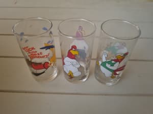 Looney toons glasses IXL Collectables Year 2000 Limited Edition