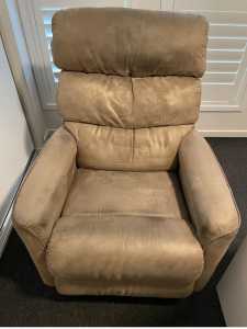 2 x Used Lazyboy Recliner