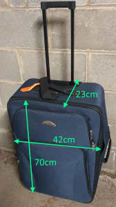 CHEAP Large 70cm blue luggage bag, works but, Carlton pickup