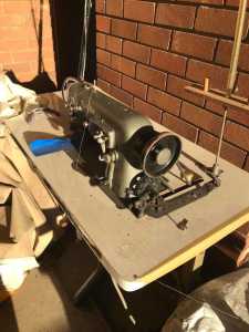 Industrial Sewing Machine Singer 307 G