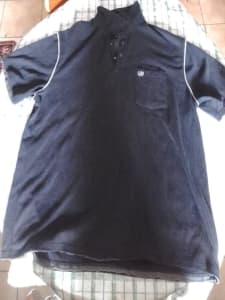 Mens Black Polo top, size 6XL in good used condition 