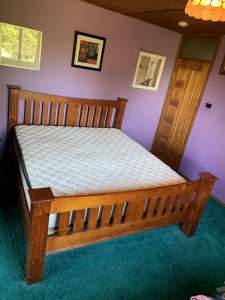 King size bed incl. mattress