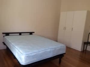 Chatswood CBD area timber floor large double room $300 a week