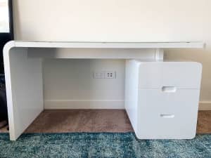 Heavy duty desk with 3 draws and glass top
