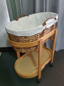 Kaylula Moses Basket and Stand with mattress. Bassinet cot on stand 