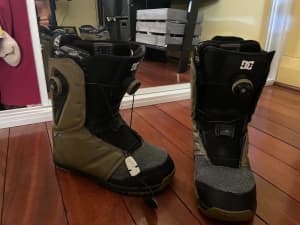 Judge DC Snowboard boots, Dual Boa Release system. Size UK9.5