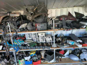 Bulk lot of ford and Holden parts