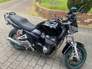 Gsx1400 gumtree best sale