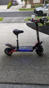 Veloz V2 electric scooter 