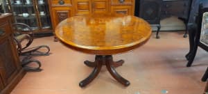 Victorian Figured Walnut Loo Table