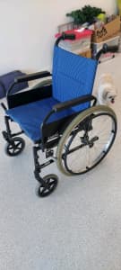 Wheelchair , foldable