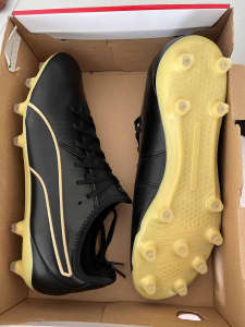 Puma King Football boots