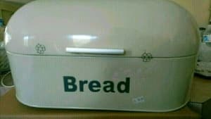 New in Box Classica Dome Bread Bin