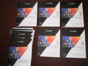 STOCK MARKET TRADING BOOKS COURSE--INVESTORS HOME STUDY OPTIONS COURSE