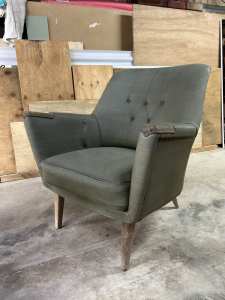 Retro arm chair