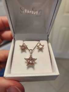 925 Silver and pink stone star earrings and pendant set Brand New