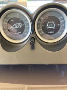 Holden Adventra pitch and roll gauges