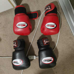 kid boxing gloves