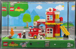 LEGO Duplo Fire Station 10903 Store Display Shop Showcase Diorama NEW
