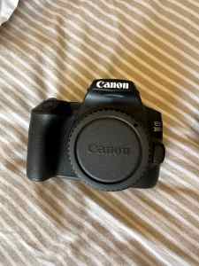 Canon EOS 200Dii Digital Camera