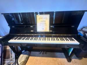 Yamaha T121 piano made in Japan 20 years old