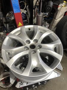 Mazda 18” alloy wheels genuine new trade in