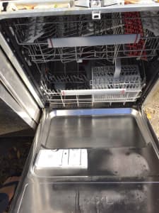 Dishwasher S/S. Underbench