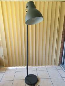 Floor lamp grey