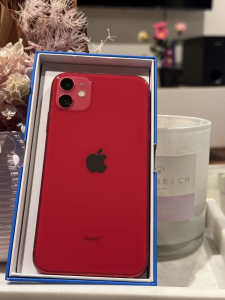 iPhone 11 64 GB Red