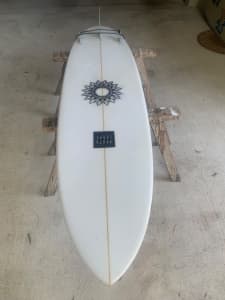 South Coast mid length surfboard - Slot Machine