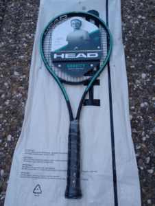 Head Gravity Pro tennis racquet MSV string grip size 4 1/2