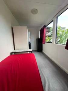 Single room for rent on Kingston Rd in Heatherton near Monash Health