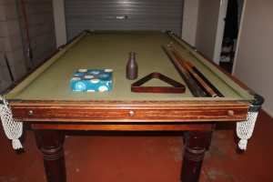 Pool Table ( Equipment)