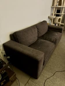 Comfy Grey Sofa: Cosy, Convenient, and Ready for Relaxation!