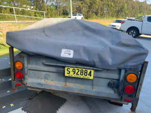Trailer ideal for camping $1,500 or ono