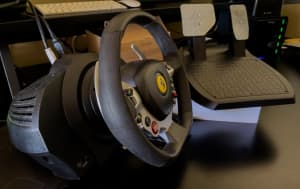 Thrustmaster TX Racing Wheel & Pedals Ferrari 458 Italia, Xbox & PC