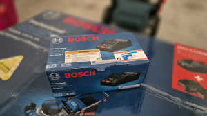 Bosch 18v fast charger