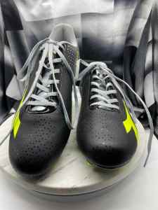 Mens Football Soccer Boots Diadora Black SIZE US12 / UK 11.5 / EURO46