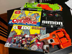 Bulk Lot Games - 2 NERF Guns, Beano Cluedo, Operation and Simon Optix