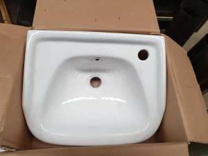 New Small Bathroom Basin, 430x360, $85 - Vinsan Salvage G1407