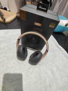 Beats Studio 3 Wireless Special Edition Pure ANC Headphones
