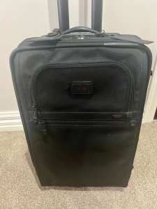 Tumi Alpha Black International Expandable Carry On Luggage