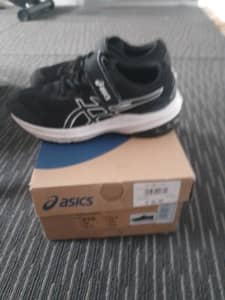 Boys ASICS Running Shoes