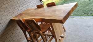 SOLID TIMBER SLAB OUTDOOR HIGH BAR TABLE & 4X BAR STOOLS - ONLY $850!