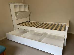 Single Bedroom Set (inc trundle/mattress/tallboy/bedside table/desk)