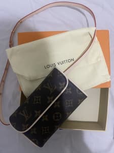 LV Pochette Florentine Belt Bag