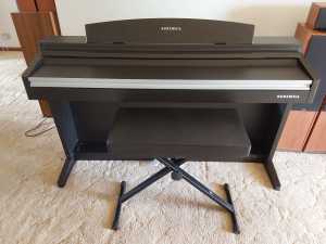 Kurzweil M1 Digital Piano